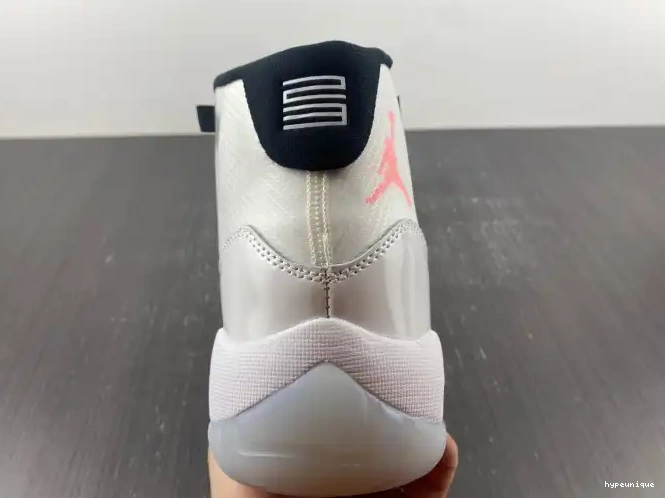 HYPE Jordan (CN Plug) DD3522-100 11 White Air Adapt 0418